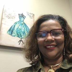 Meet your Posher, Tina